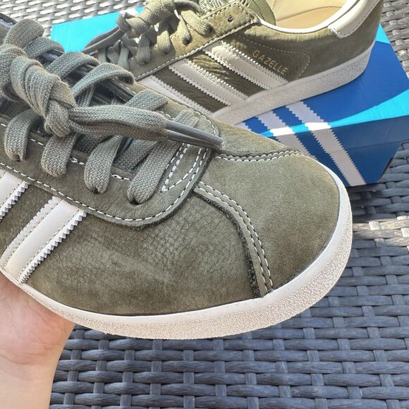 adidas gazelle silver green womens Gazelle ADV  Premier